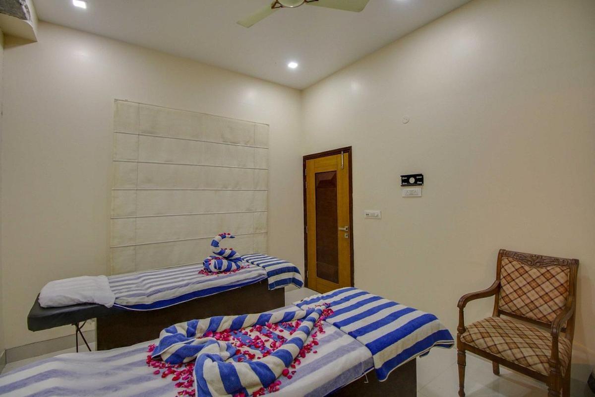 Corbett Fun Resort Rāmnagar Buitenkant foto