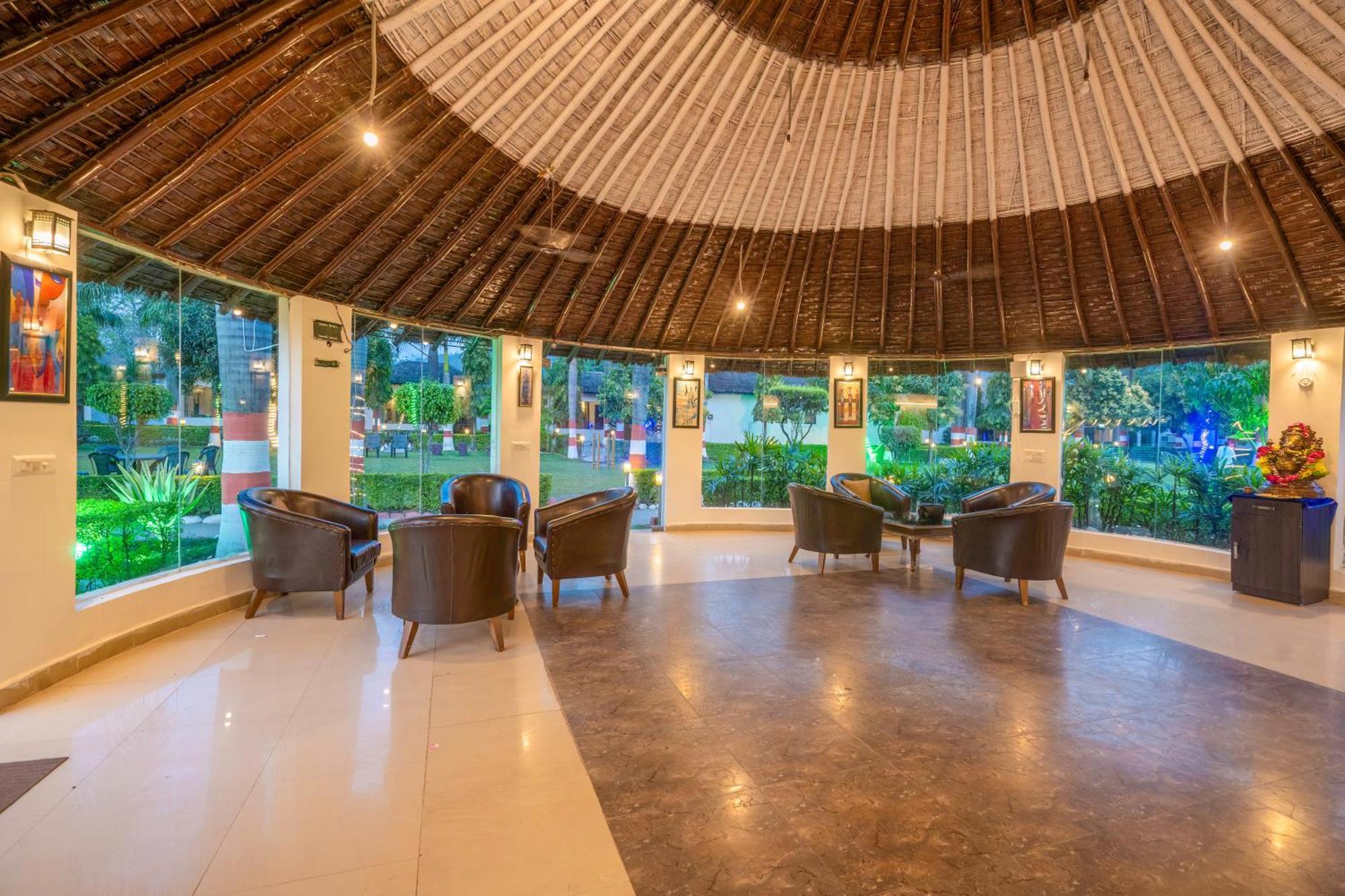 Corbett Fun Resort Rāmnagar Buitenkant foto